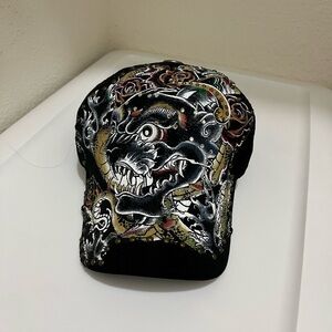Embroidered Black Cap with Tiger Design